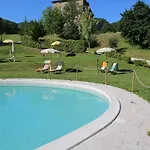 Hill View Retreat W Pool Prázdninový dům *
