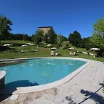Prázdninový dům Hill View Retreat W Pool *