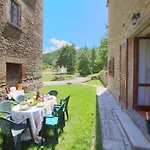 Hill View Retreat W Pool