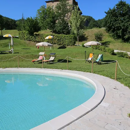 Hill View Retreat W Pool Casa de Férias *