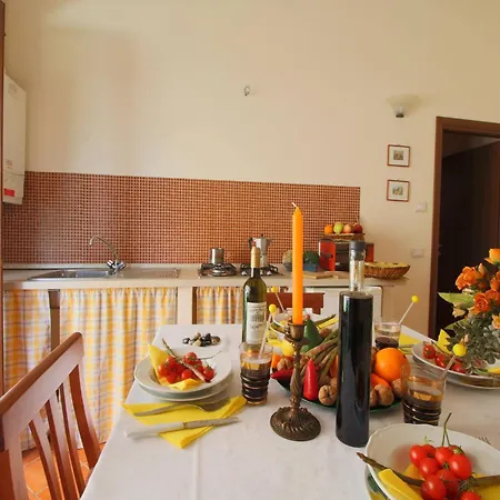 Casa de Férias Hill View Retreat W Pool