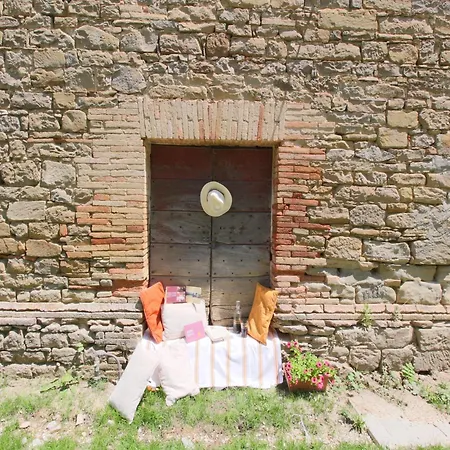 Hill View Retreat W Pool Casa de Férias *