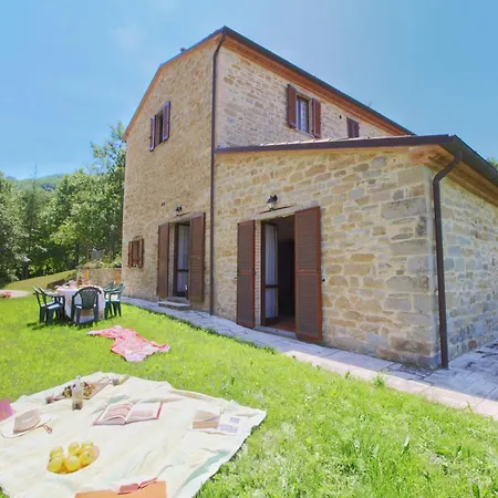 Casa de Férias Hill View Retreat W Pool *